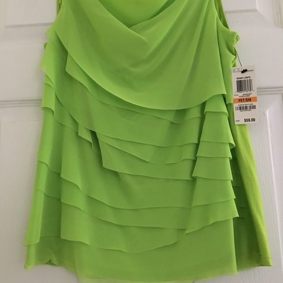 NWT LIME GREEN RUFFLE BLOUSE PETITE SMALL - Picture 2 of 4